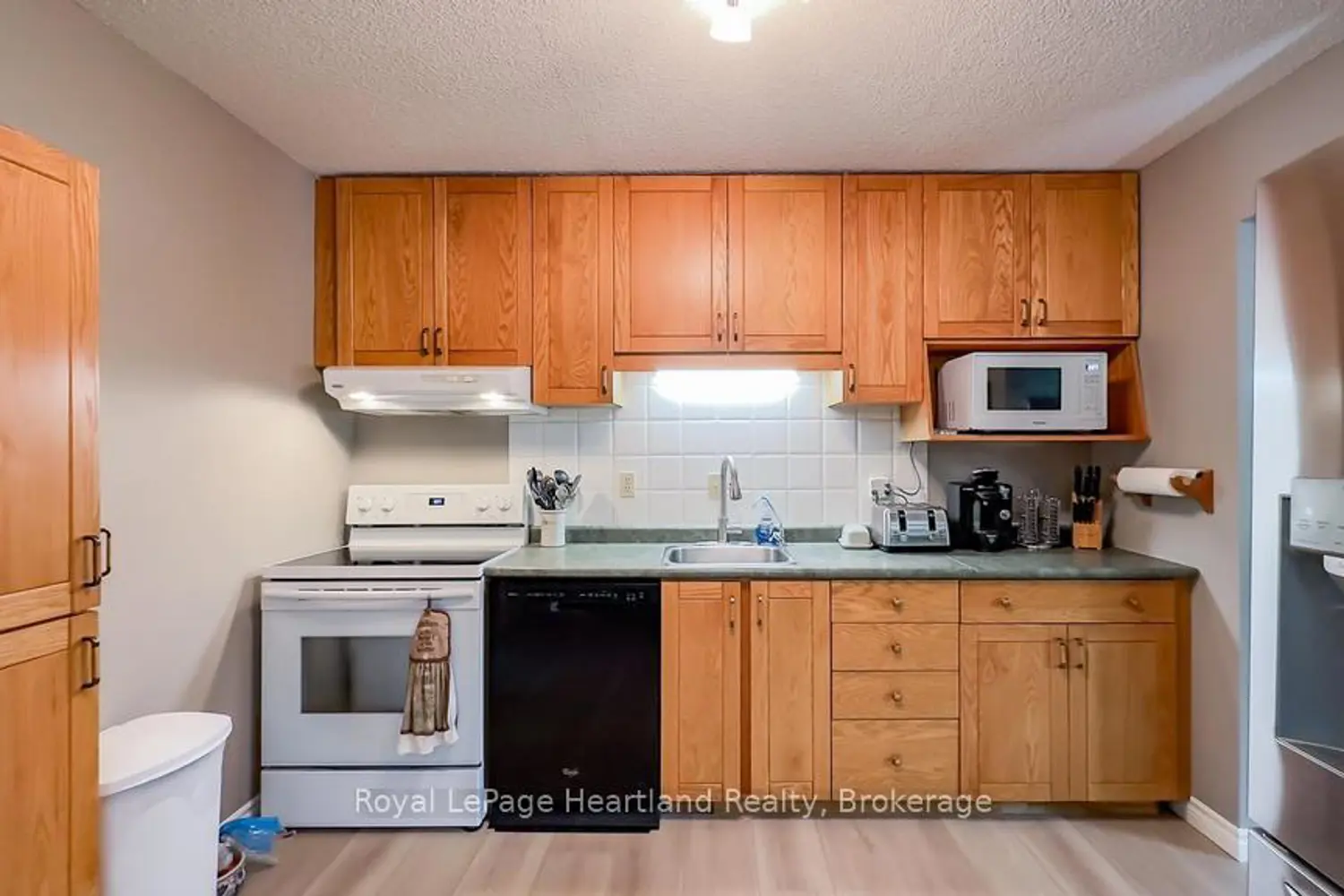 4 Ducharme Crescent photo 5