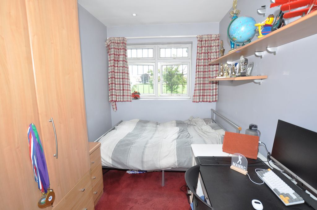 Additional image 13 of 4 bed semi-detached house for saleCulver Grove, Stanmore HA7