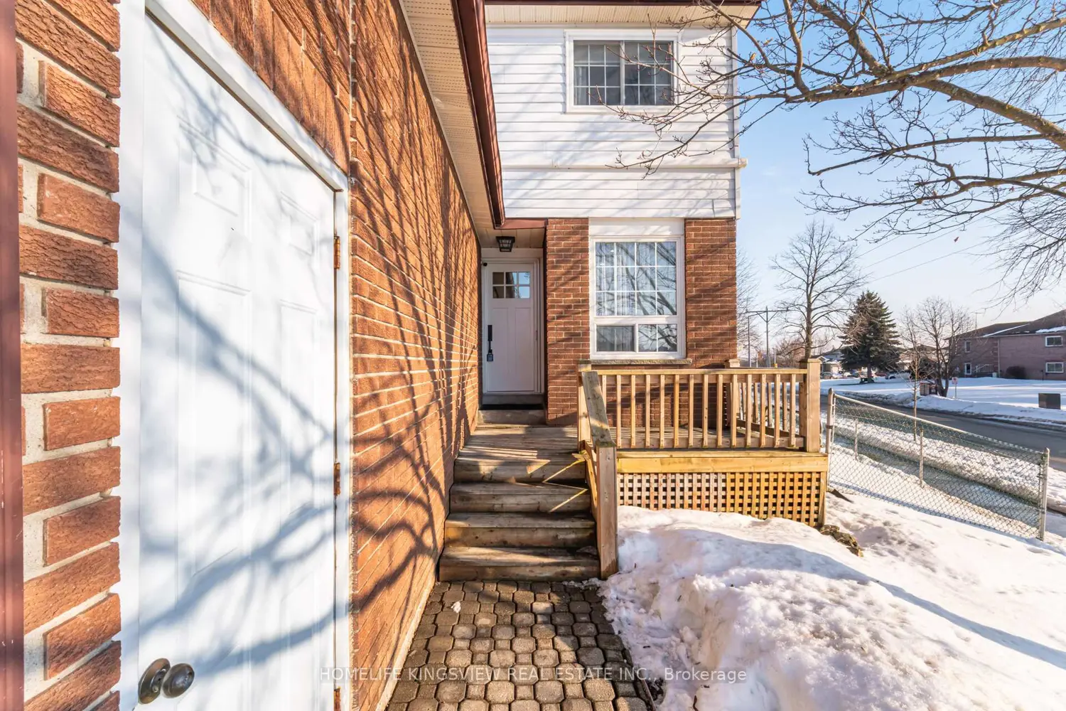 405 Maplegrove Avenue photo 5