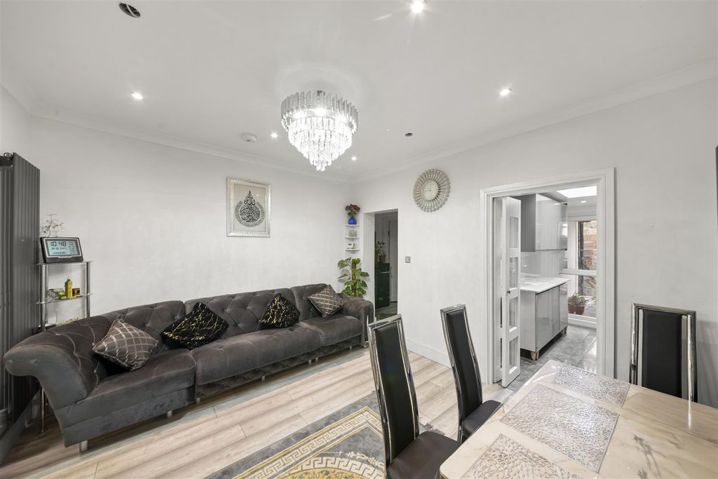 Additional image 9 of 2 bed maisonette for saleTudor Road, Hayes UB3