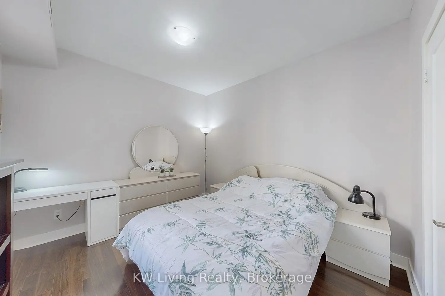 Additional image 9 of 28 Prince Regent Street 203