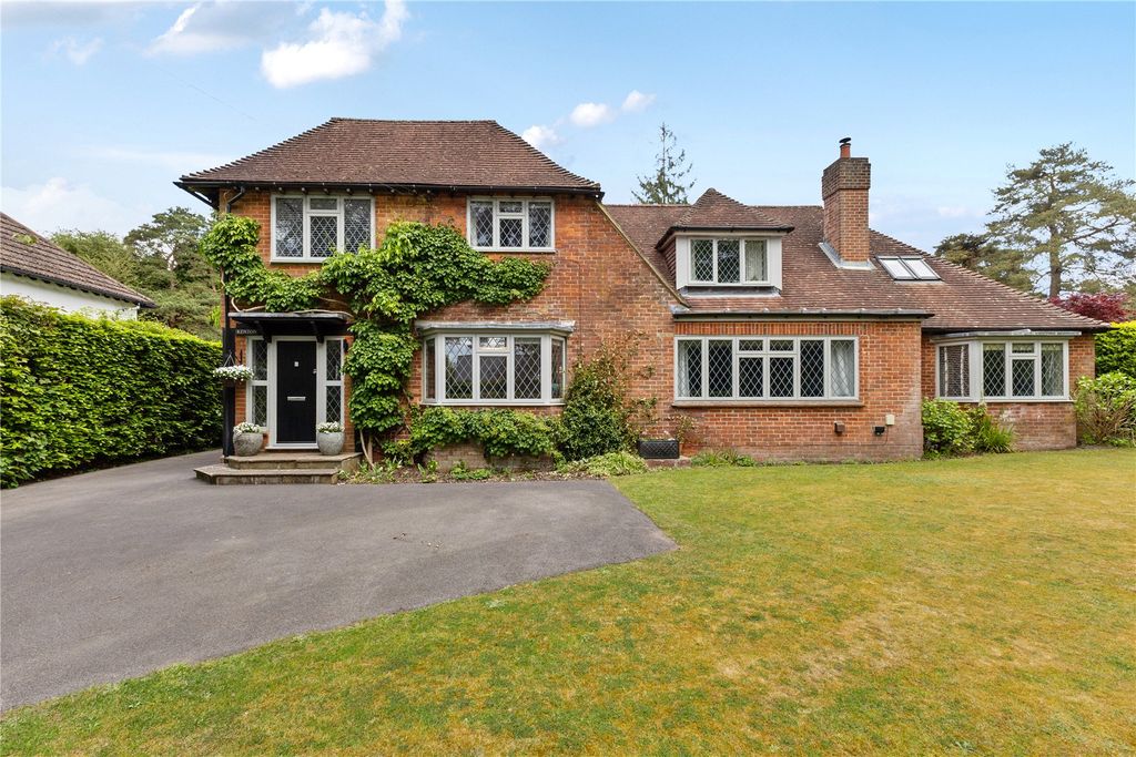 Additional image 37 of 4 bed detached house for saleHindhead, Surrey GU26