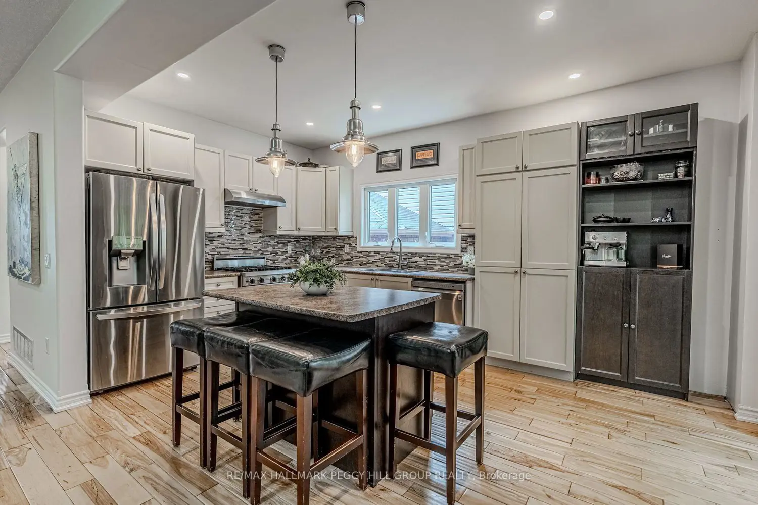 11 Oakmont Avenue photo 2