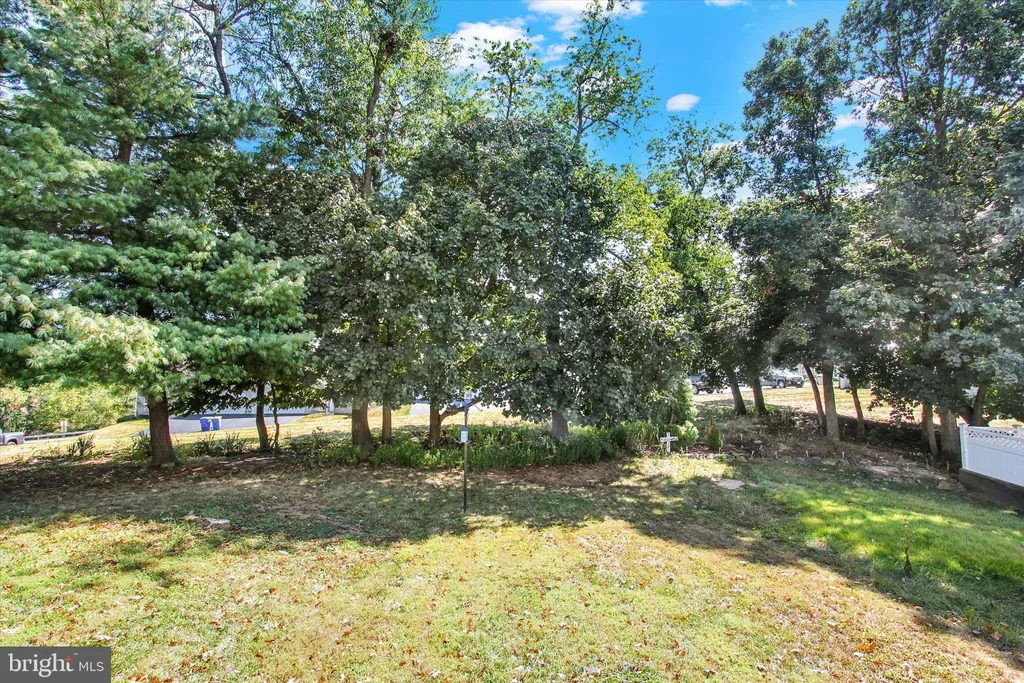 200 Greenleaf Road, York, PA 17406