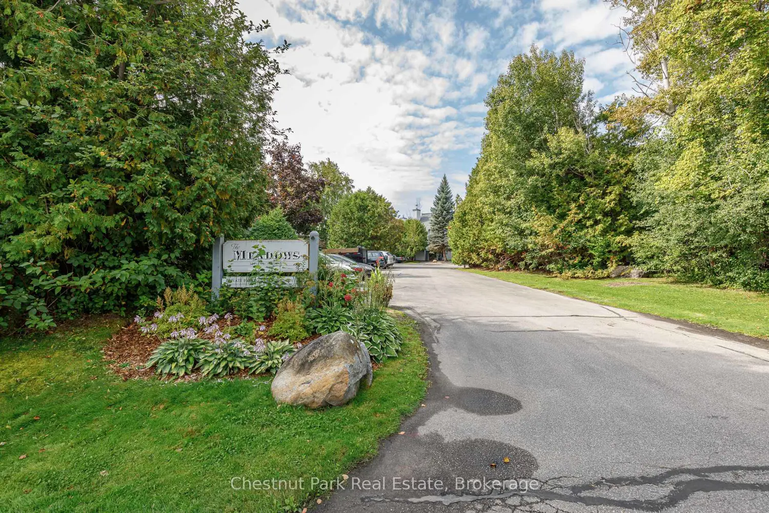12 Dawson Drive 407 photo 3