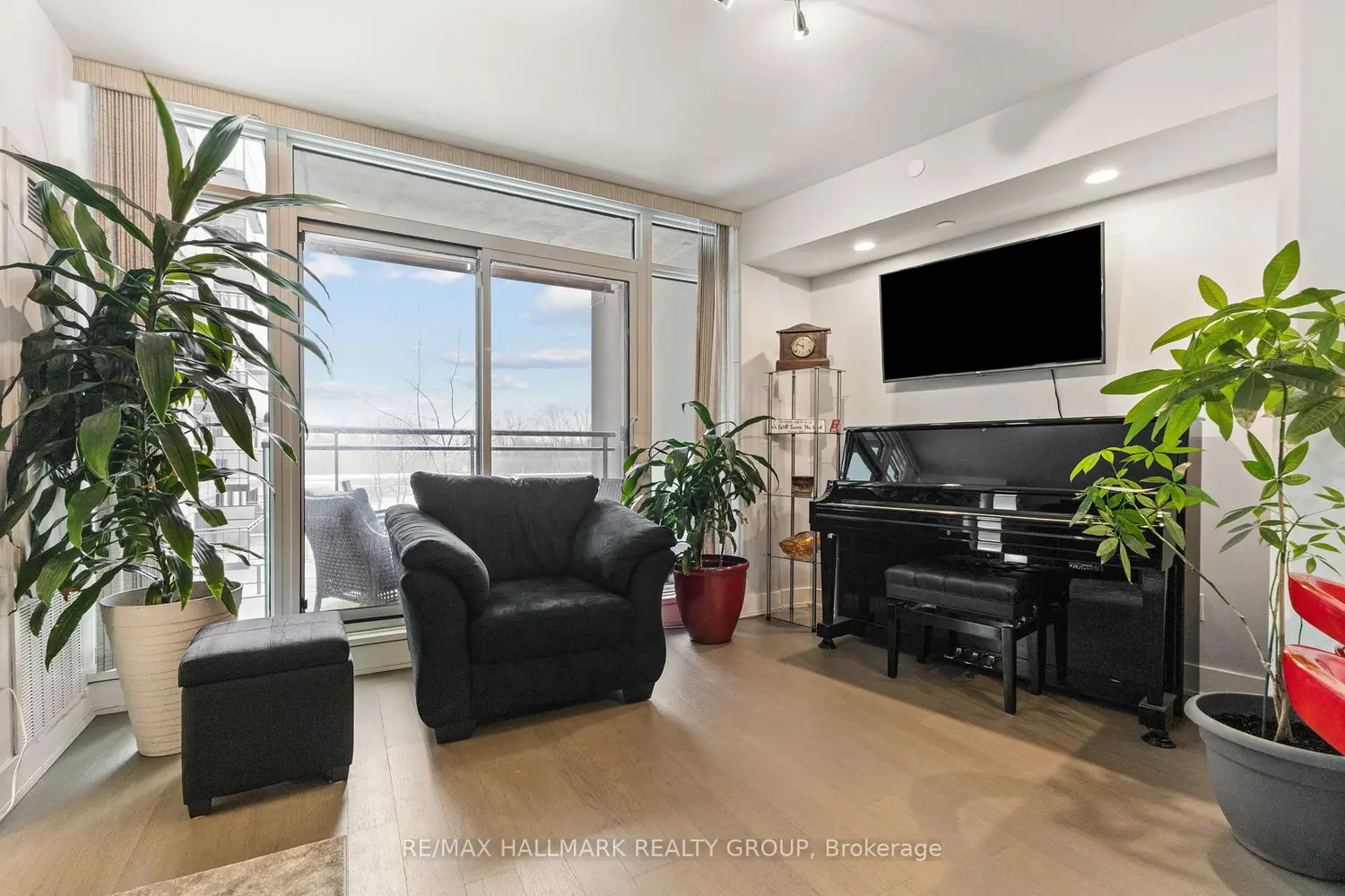 Additional image 7 of 411 Mackay Street 418