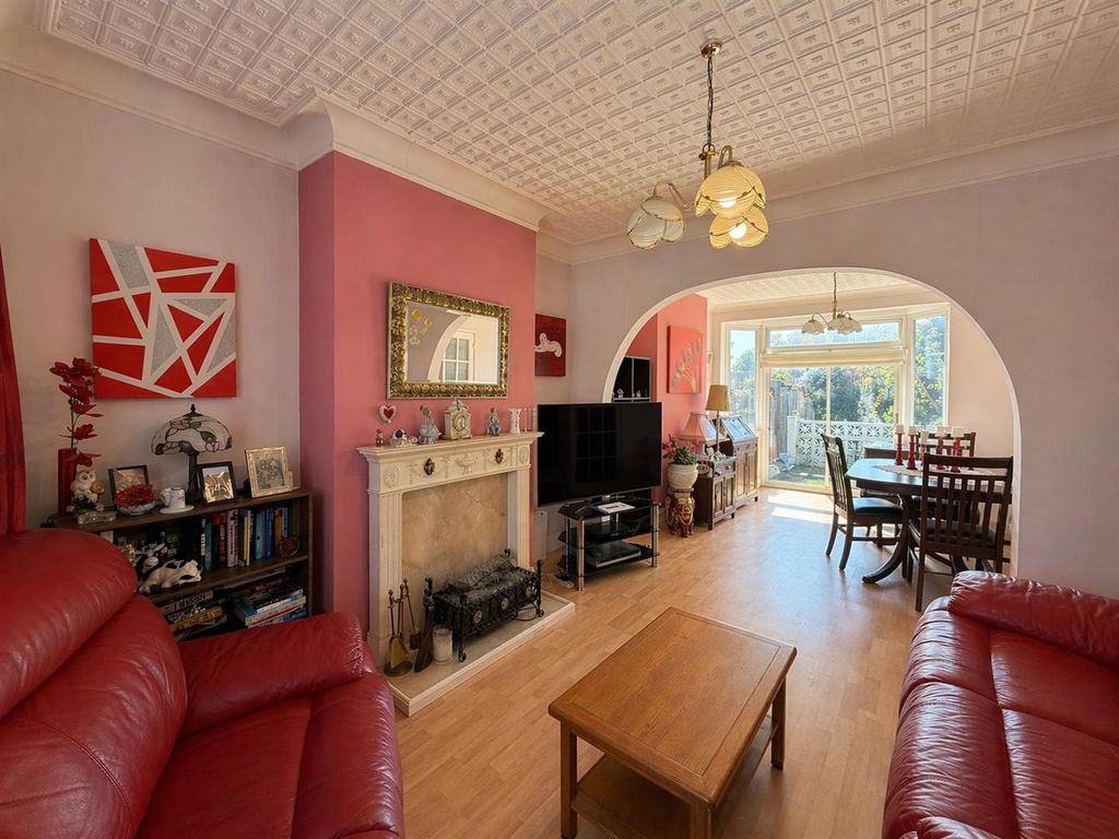 Additional image 3 of 3 bed terraced house for saleCentral Avenue, Hounslow TW3