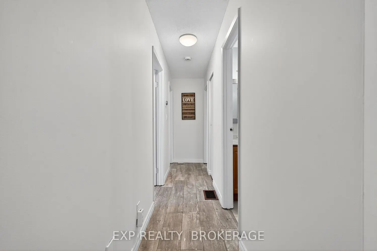 753 Ridley Drive photo 4