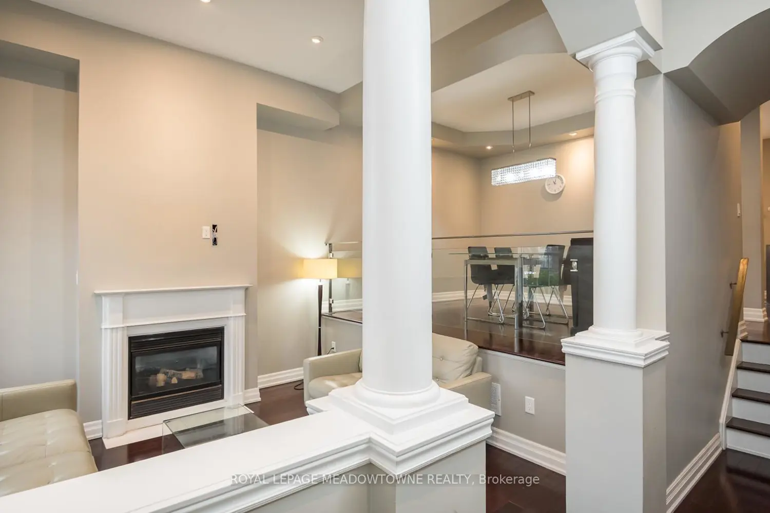 3486 Eglinton Avenue photo 4
