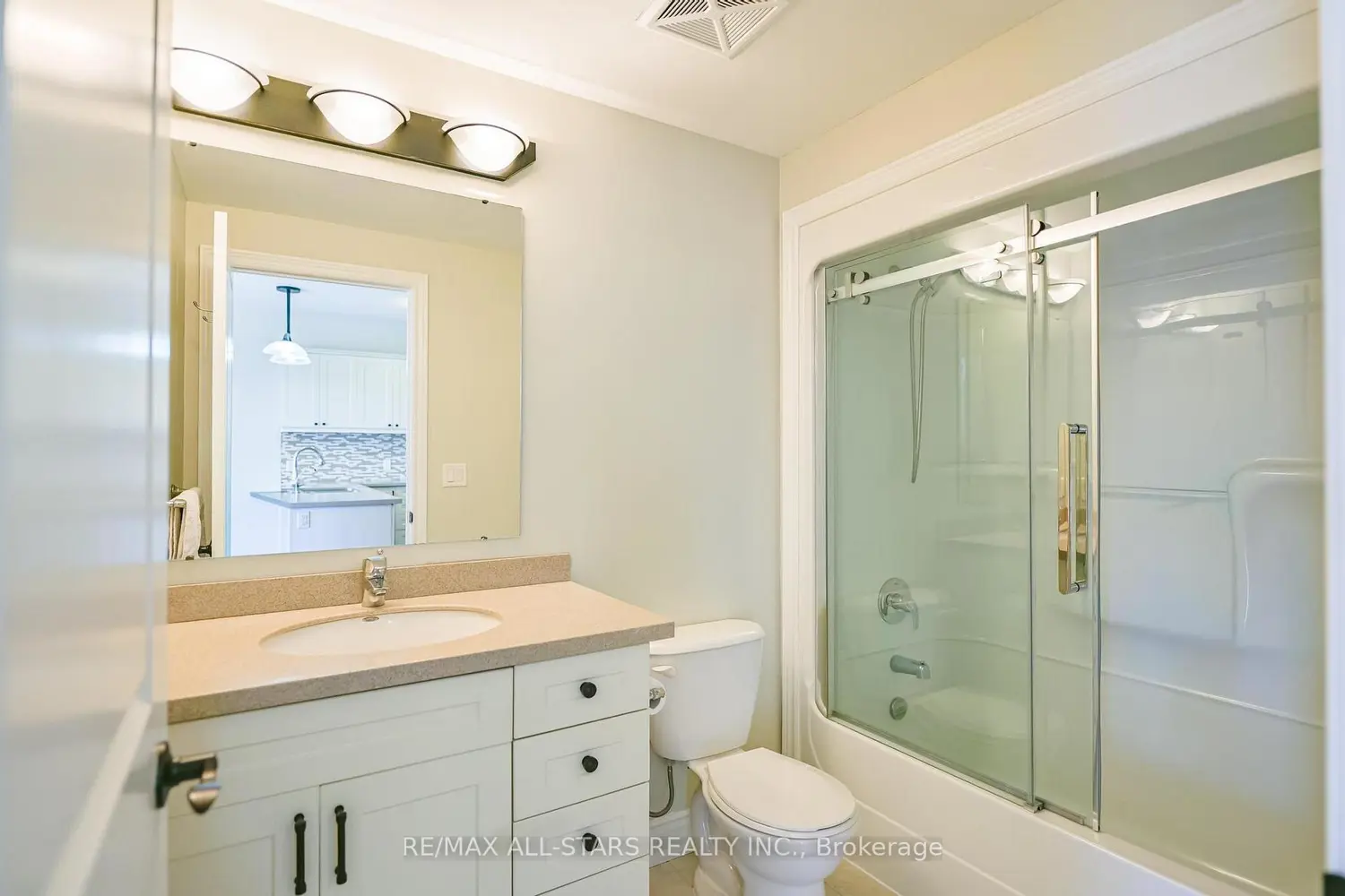 Additional image 7 of 94 Francis Street 201