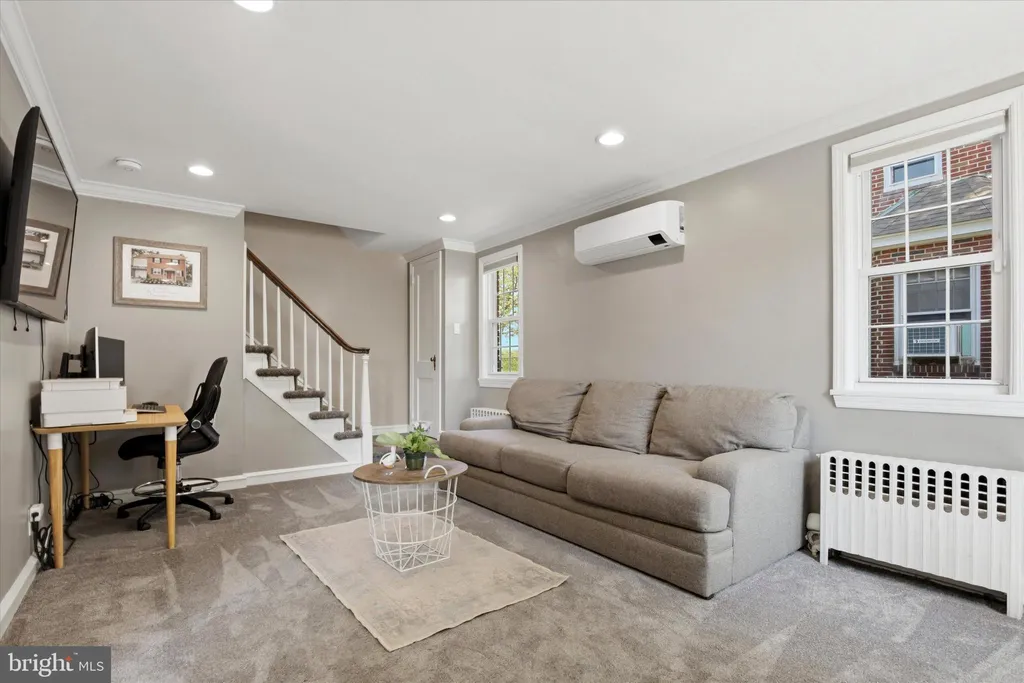 Additional image 4 of 235 W King Street, Pottstown, PA 19464