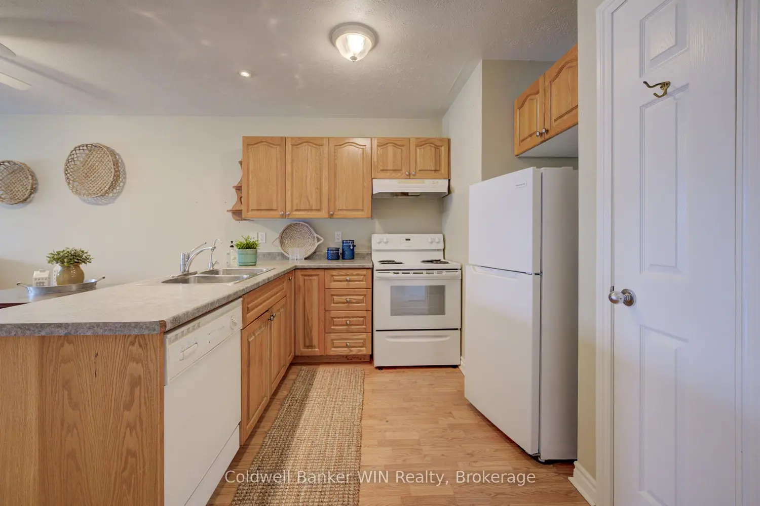 Additional image 5 of 302 Park Street 1