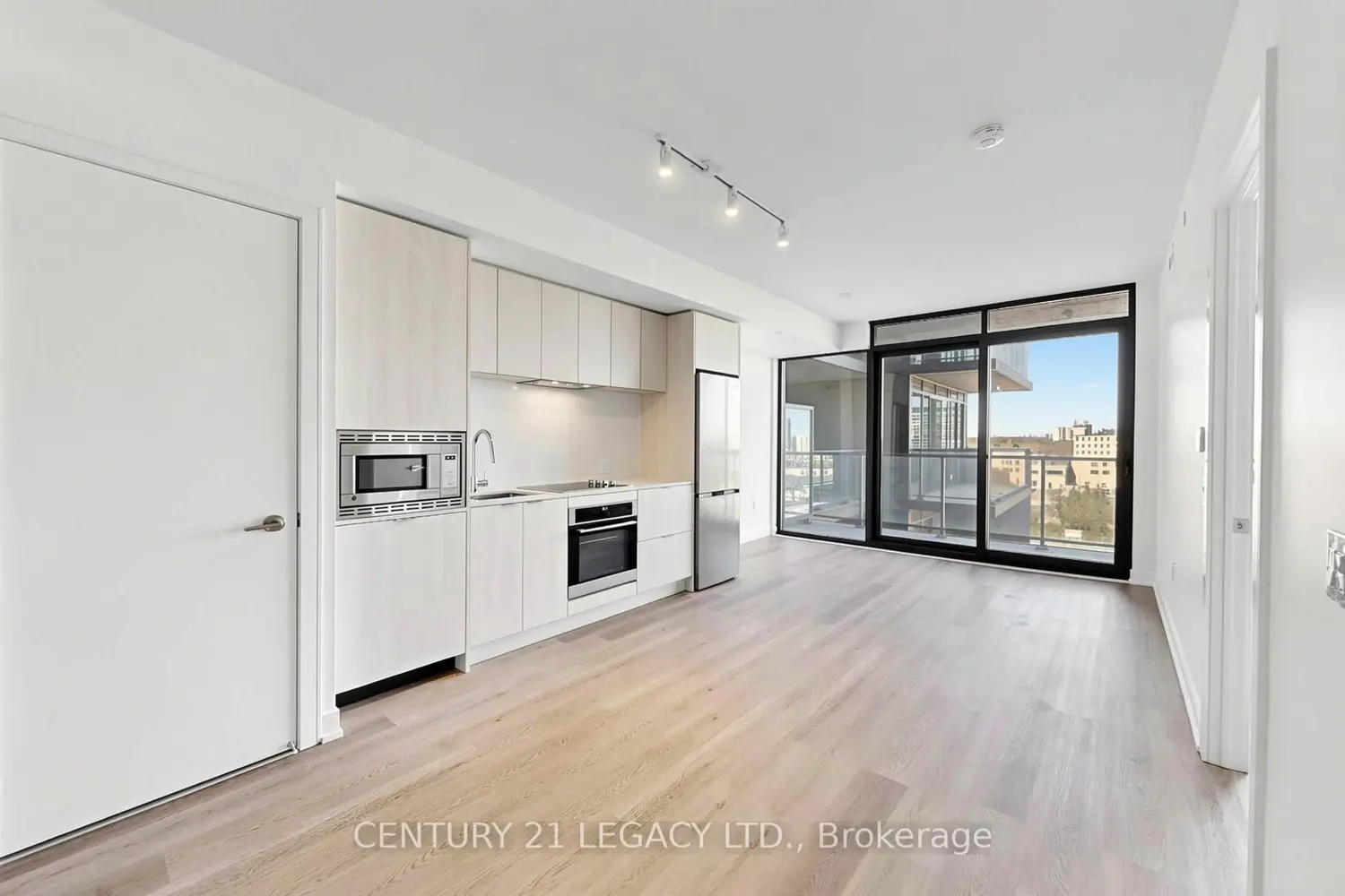 3009 Novar Road 628 photo 3