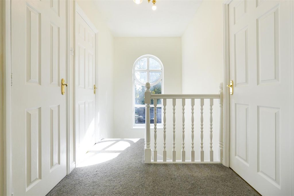 Additional image 14 of 4 bed detached house for saleBrodley Close, Hipperholme, Halifax HX3