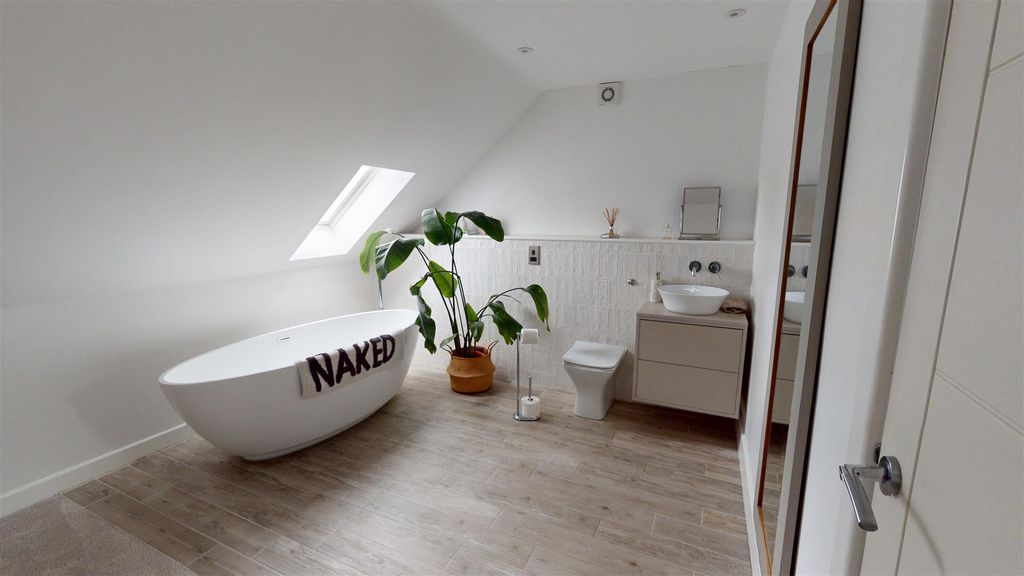 Additional image 13 of 5 bed detached house for saleVictoria Drive, Northowram, Halifax HX3