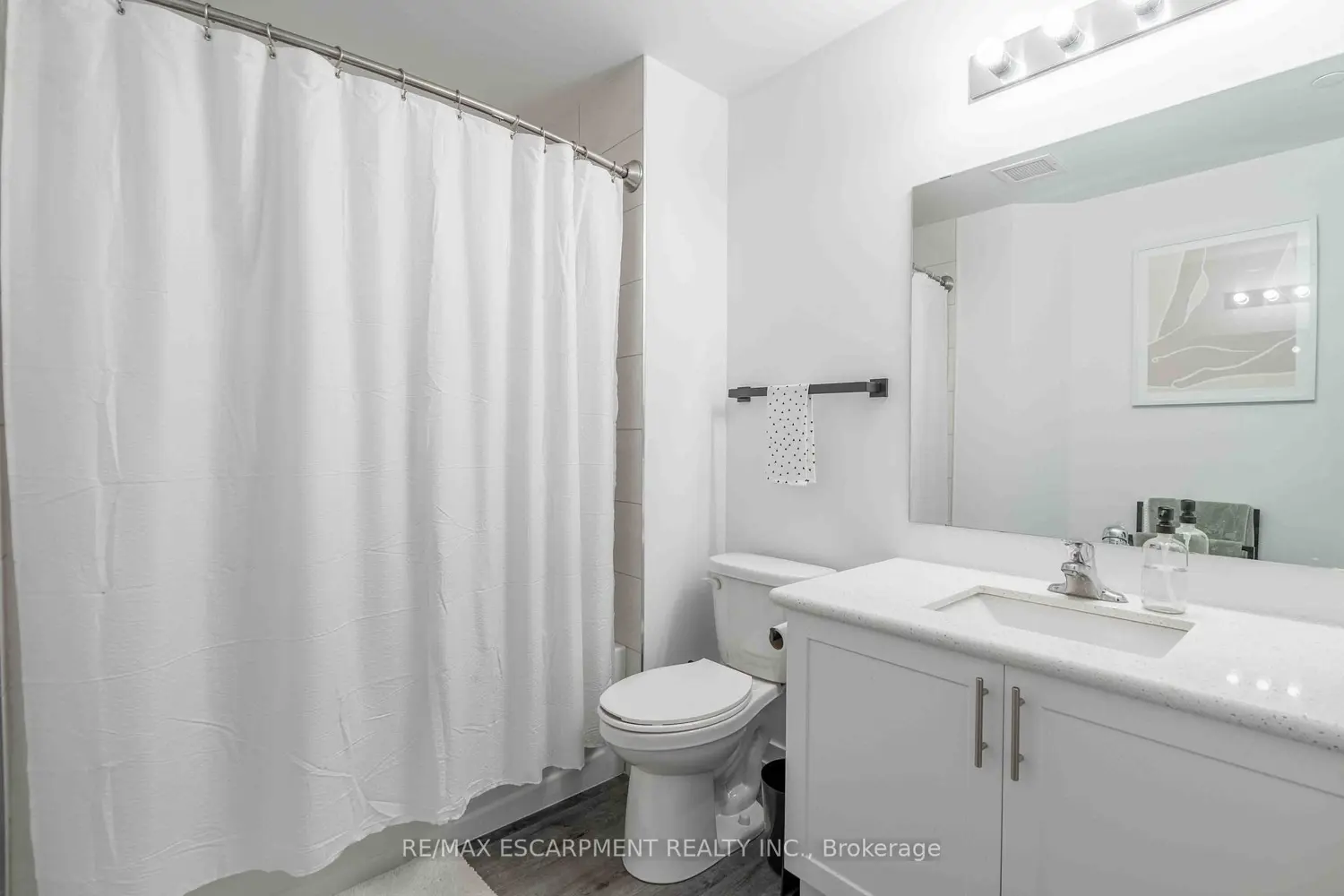 Additional image 9 of 5055 Greenlane Road 541