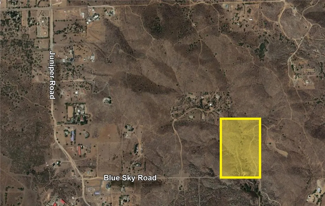 4 Blue Sky Rd, Perris, CA 92570 photo 4