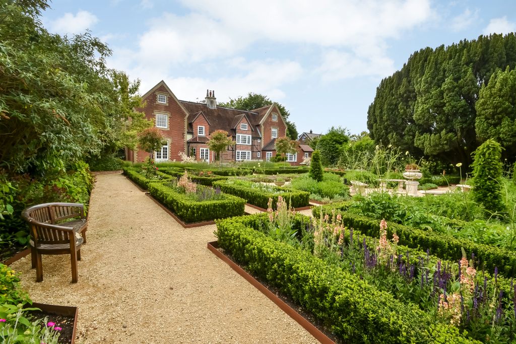 Additional image 33 of 5 bed property for saleOld Bedhampton, Hampshire PO9