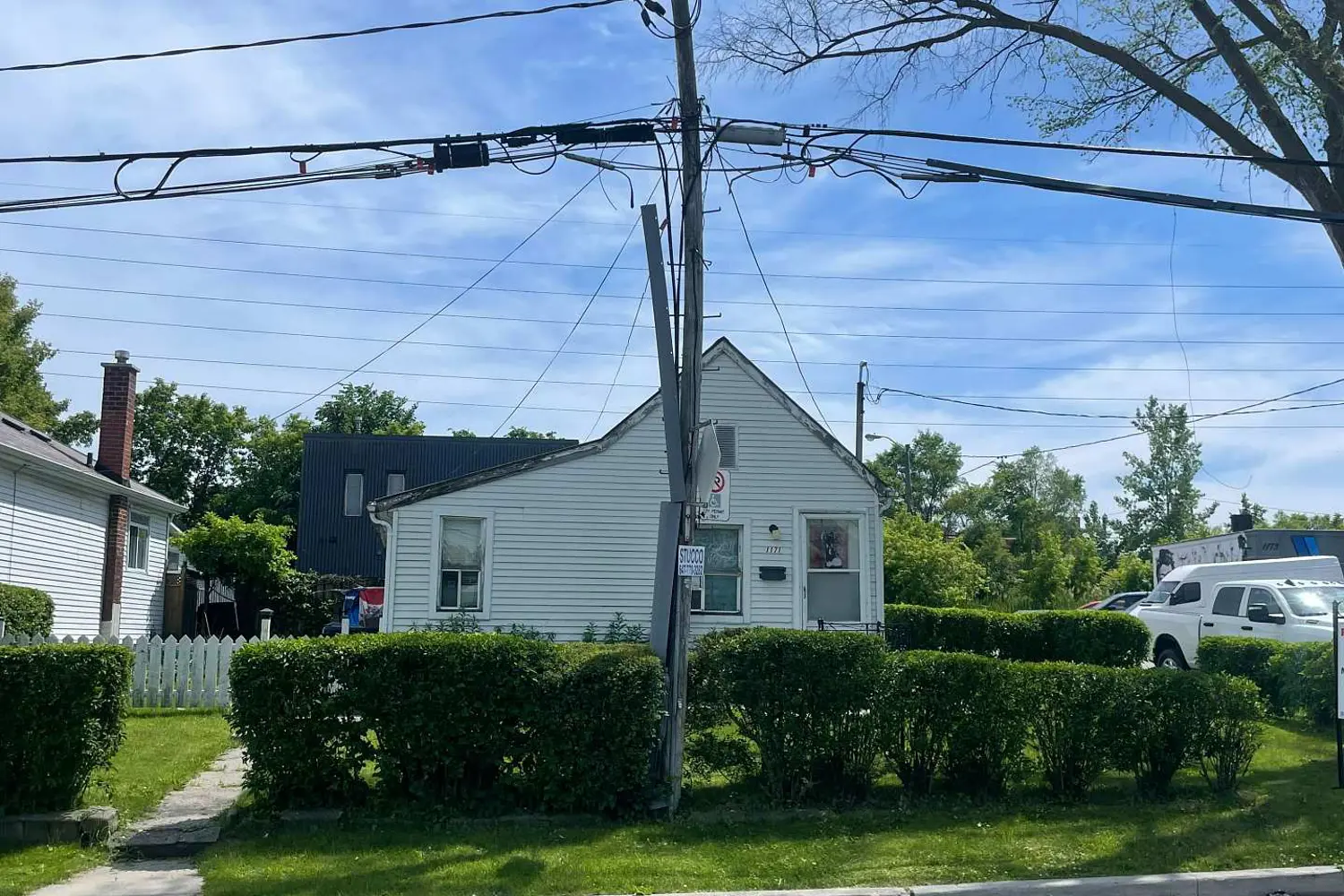 1171 Roselawn Avenue photo 2