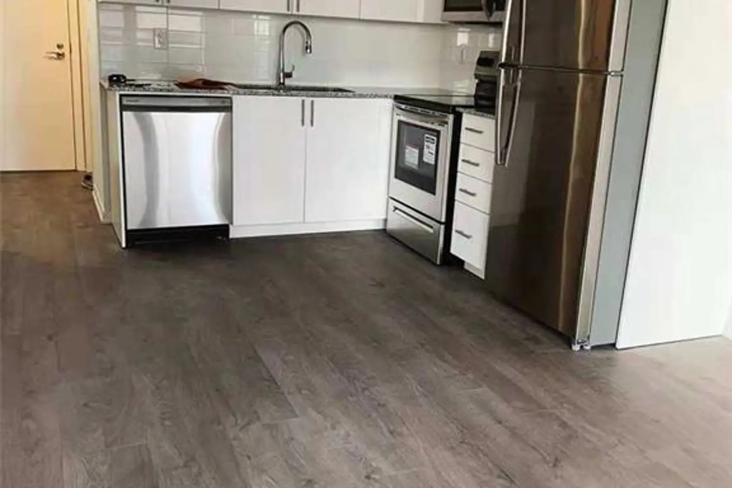 3091 Dufferin Street 1311 photo 3