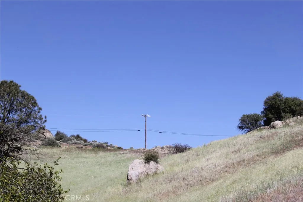 Skyline Drive, Tehachapi, CA 93561 photo 3