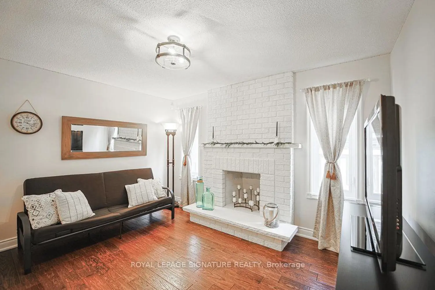 1106 Highgate Place photo 5