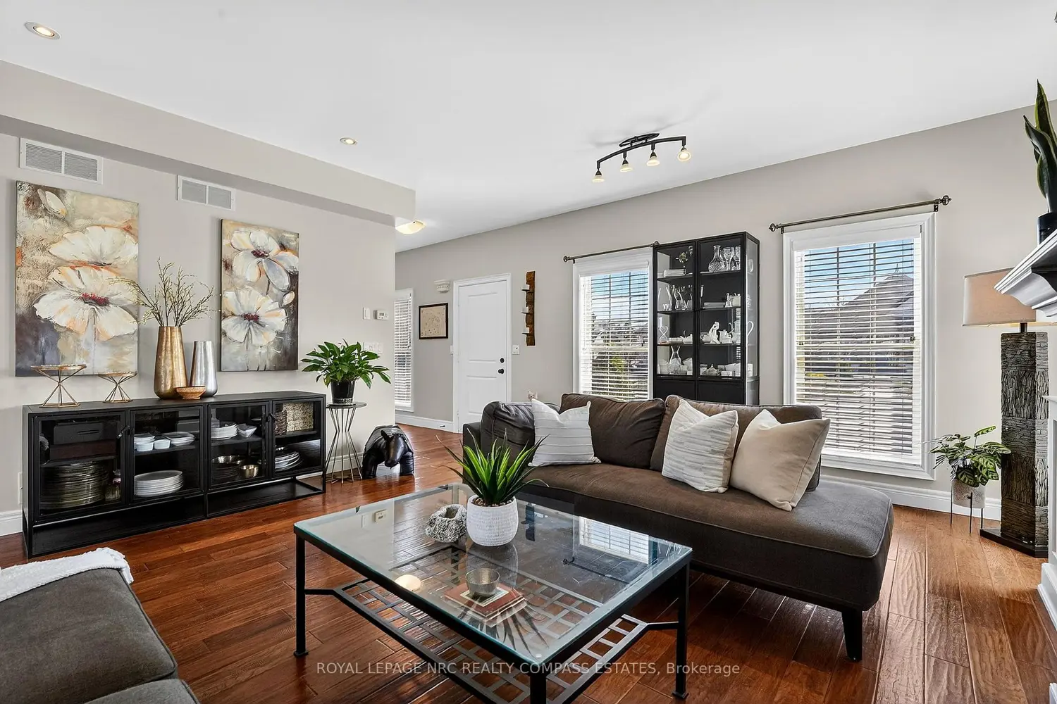 17 Mulberry Lane photo 4