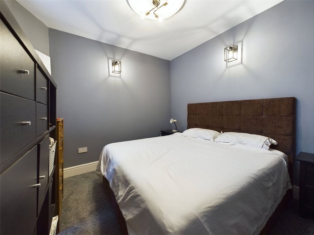 1 bed flat for saleBelvedere Road, Ilfracombe, Devon EX34 photo 2