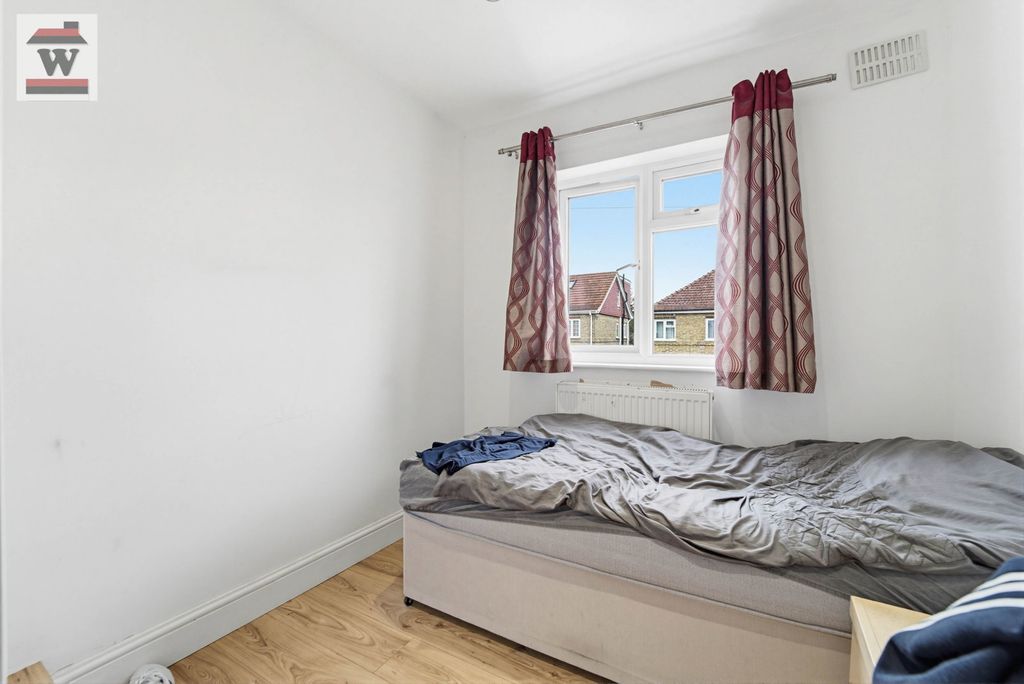Additional image 10 of 3 bed semi-detached house for saleSpring Grove Crescent, Hounslow TW3