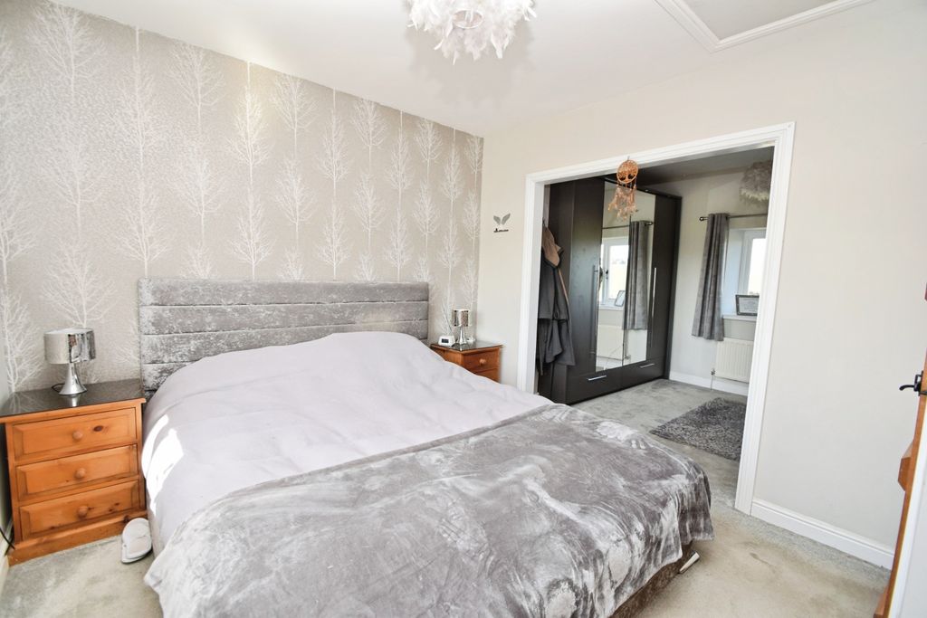 Additional image 15 of 4 bed barn conversion for saleBack Shaw Farm, Back Shaw Lane, Hainworth Shaw, Keighley BD21