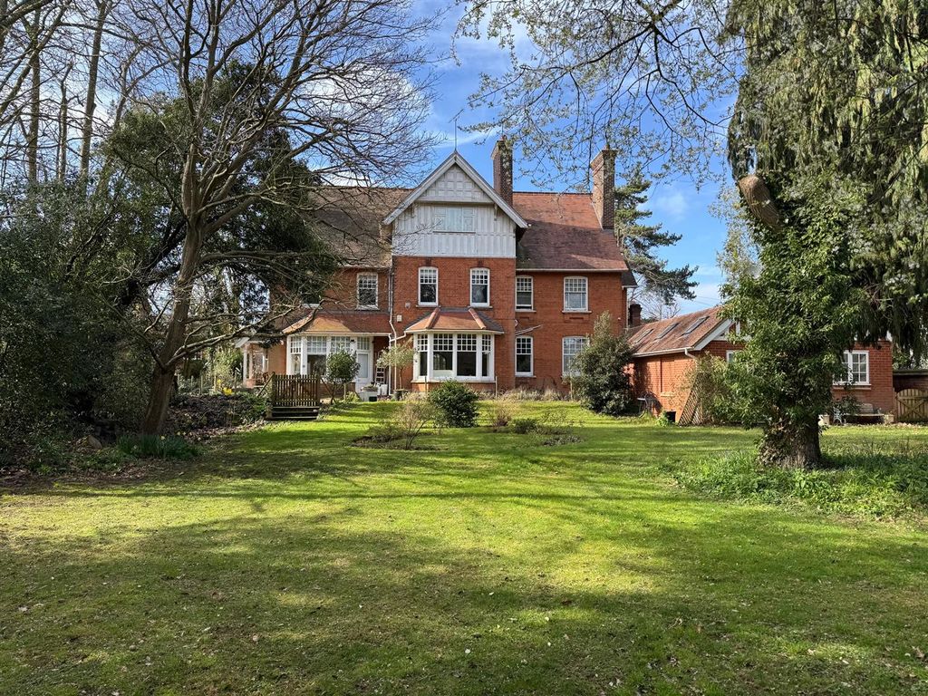 Additional image 22 of 2 bed flat for saleWesterfield Road, Ipswich IP4