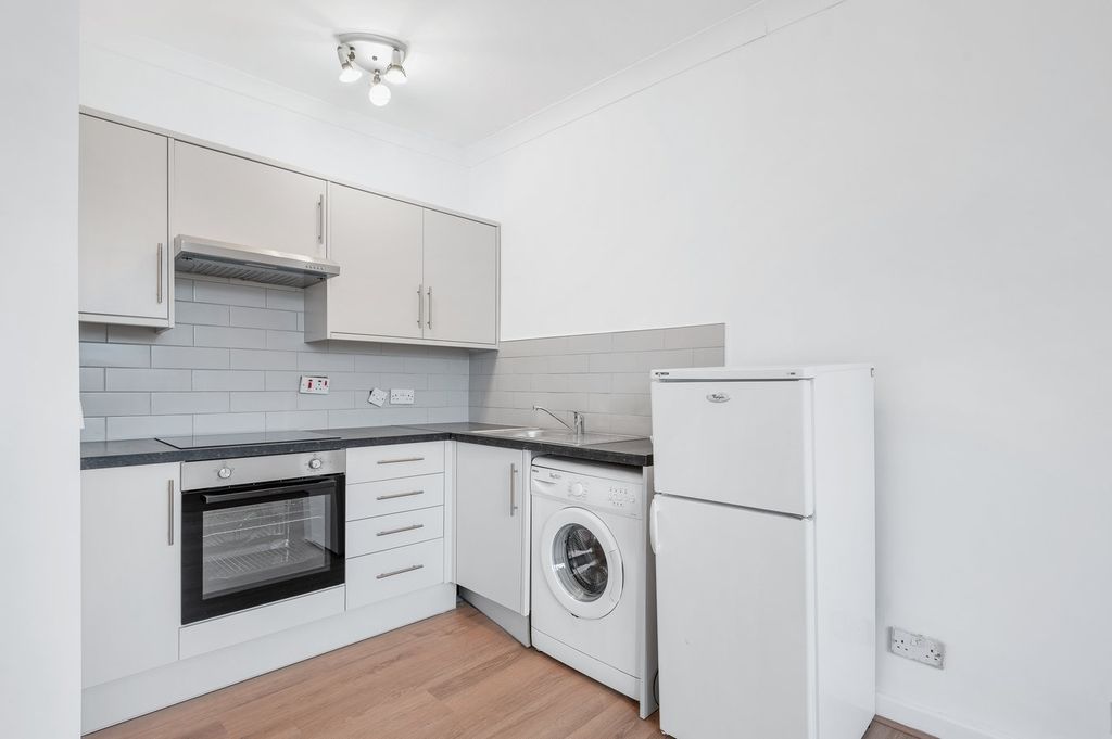 Additional image 5 of 1 bed flat for saleLady Campbells Walk, Dunfermline KY12