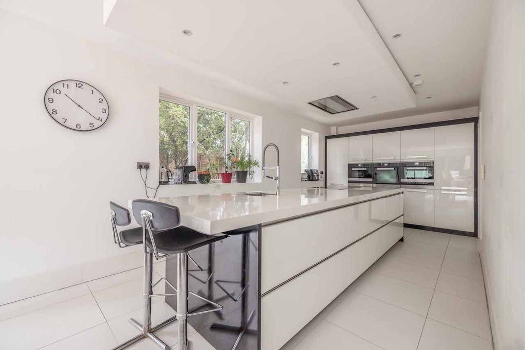 Additional image 18 of 4 bed detached house for saleCopse Wood, Iver Heath SL0
