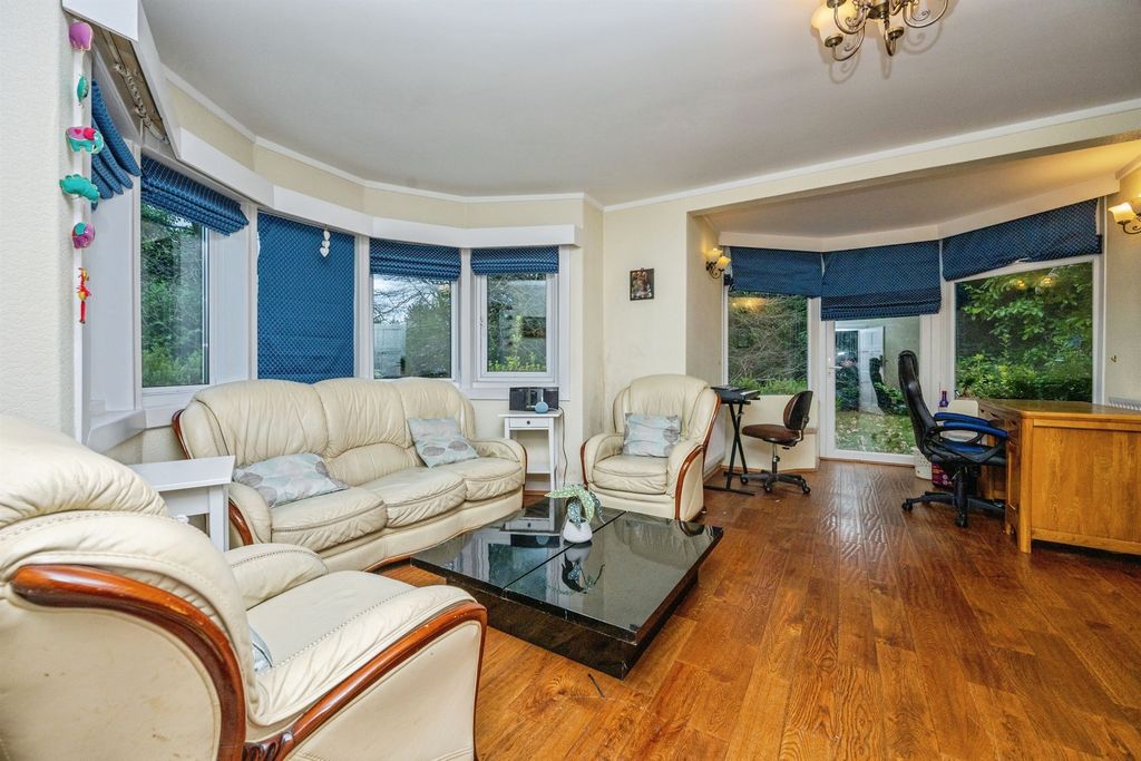 Additional image 2 of 6 bed detached house for saleHillgrove Crescent, Kidderminster DY10