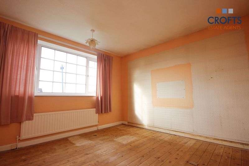 4 bed detached house for saleStallingborough Road, Immingham DN40 photo 5