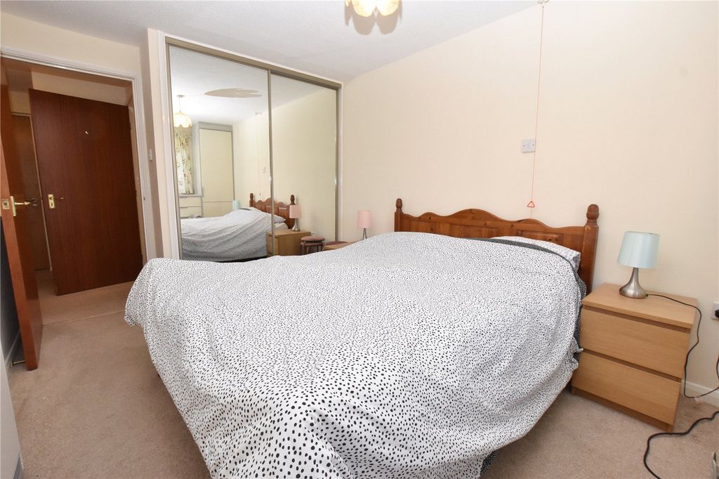 Additional image 10 of 1 bed flat for saleLowry Court, Hyde, Greater Manchester SK14