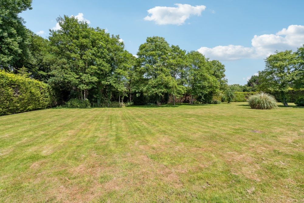 Additional image 27 of 8 bed detached house for saleSlough Road, Iver SL0