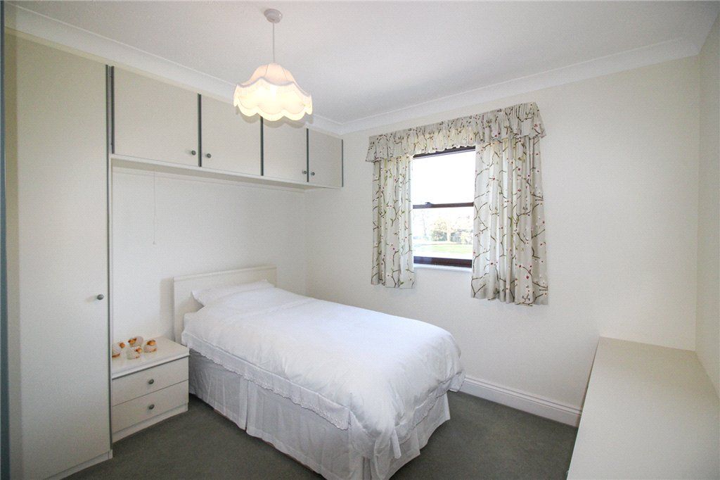 Additional image 8 of 2 bed flat for saleCastle Gate, Ilkley LS29