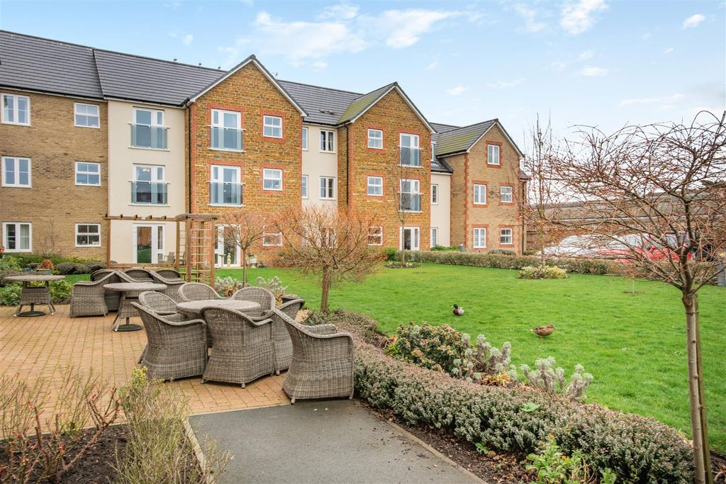 1 bed flat for sale34 Eastland Grange, 16 Valentine Road, Hunstanton PE36