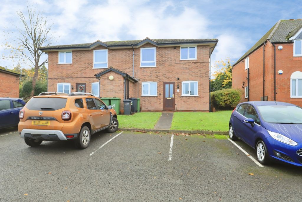2 bed flat for saleBaxter Gardens, Kidderminster DY10