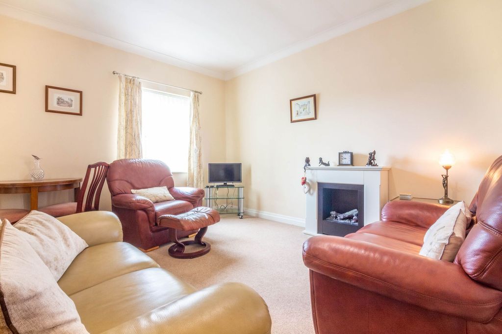 Additional image 2 of 2 bed flat for sale1 Riverdale Court, Kendal LA9