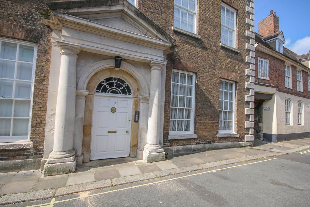 2 bed flat for saleNelson Street, King's Lynn PE30