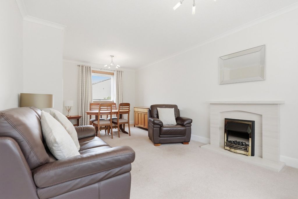 Additional image 2 of 3 bed terraced house for saleLinnet Avenue, Spateston, Renfrewshire PA5