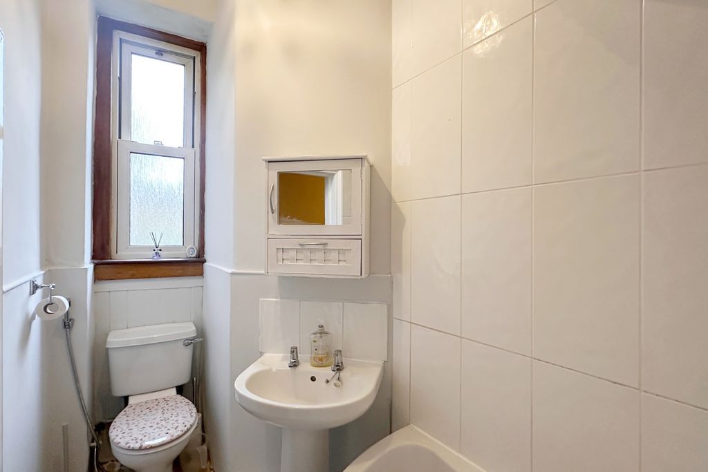 Additional image 14 of 1 bed flat for saleHigh Street, Kirkcaldy, Kirkcaldy KY1