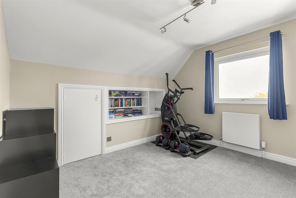 Additional image 16 of 5 bed property for saleOaklands, Westwood Drive, Ilkley LS29