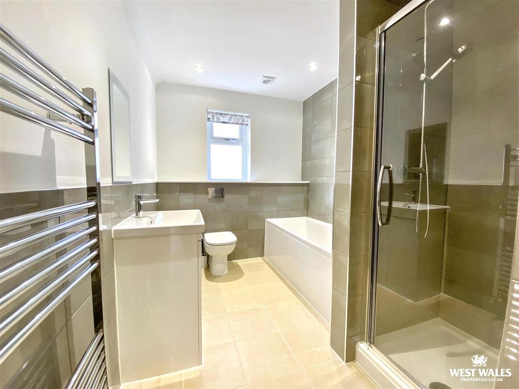 Additional image 12 of 3 bed detached bungalow for saleLlys Y Felin, Kidwelly SA17