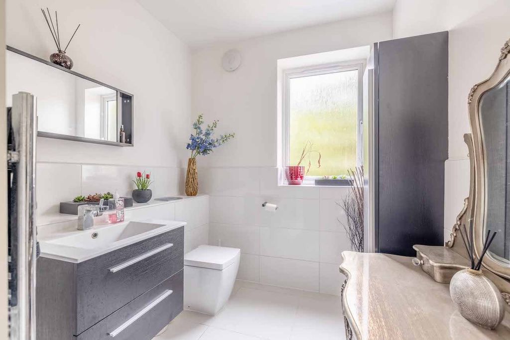 Additional image 19 of 4 bed detached house for saleCopse Wood, Iver Heath SL0
