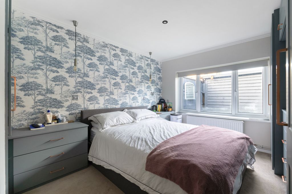 Additional image 11 of 3 bed semi-detached bungalow for salePriory Avenue, Hungerford RG17