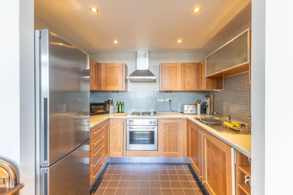 Additional image 7 of 2 bed flat for sale403 Sand Aire House Stramongate, Kendal LA9