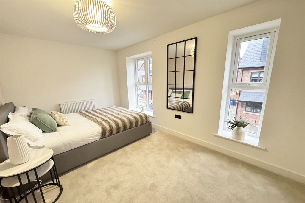 Additional image 9 of 4 bed property for saleChurch Mead, Greater Manchester SK14